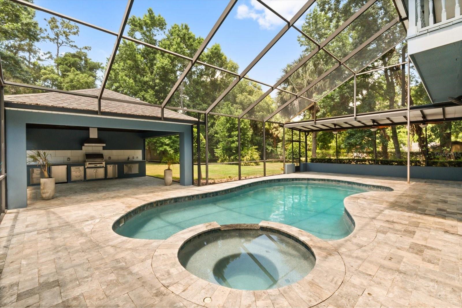 216 WOODS TRL, SANFORD, FL, 32771