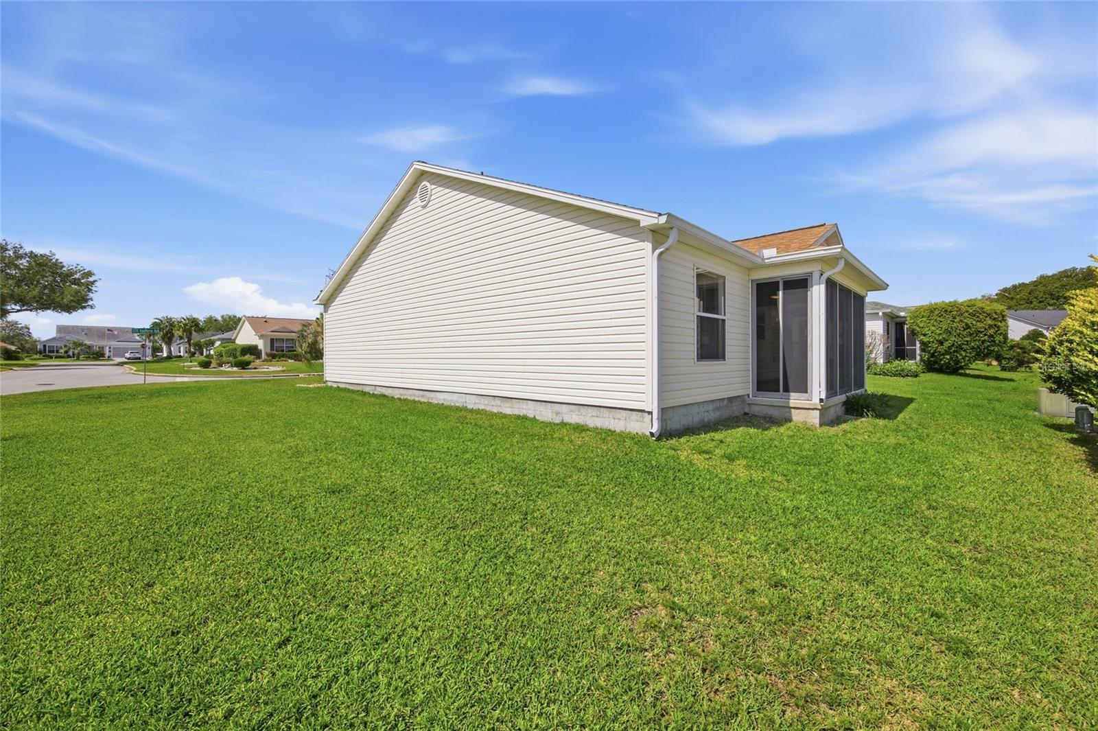 17705 SE 93RD HAWTHORNE AVE, THE VILLAGES, FL, 32162
