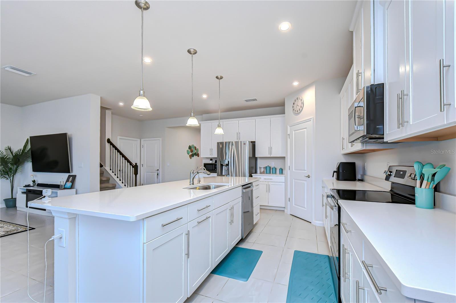 10422 GLIDING EAGLE WAY, LAND O LAKES, FL, 34638