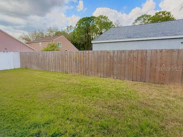 10105 CHARLESTON CORNER RD, TAMPA, FL, 33635