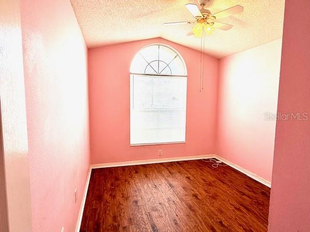 10105 CHARLESTON CORNER RD, TAMPA, FL, 33635