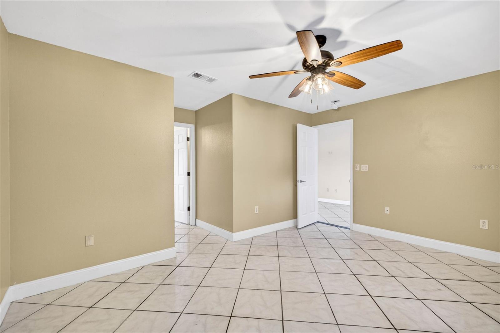 8076 WOODEN DR, SPRING HILL, FL, 34606