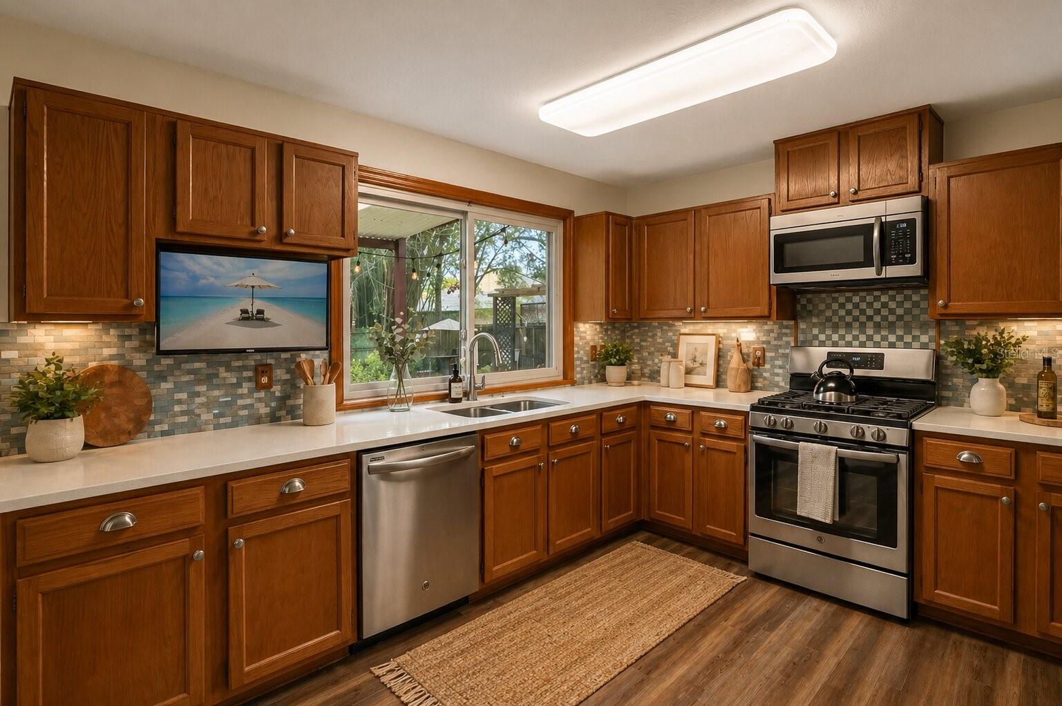 825 MELLOWOOD AVE, ORLANDO, FL, 32825