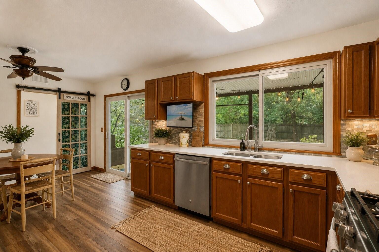 825 MELLOWOOD AVE, ORLANDO, FL, 32825