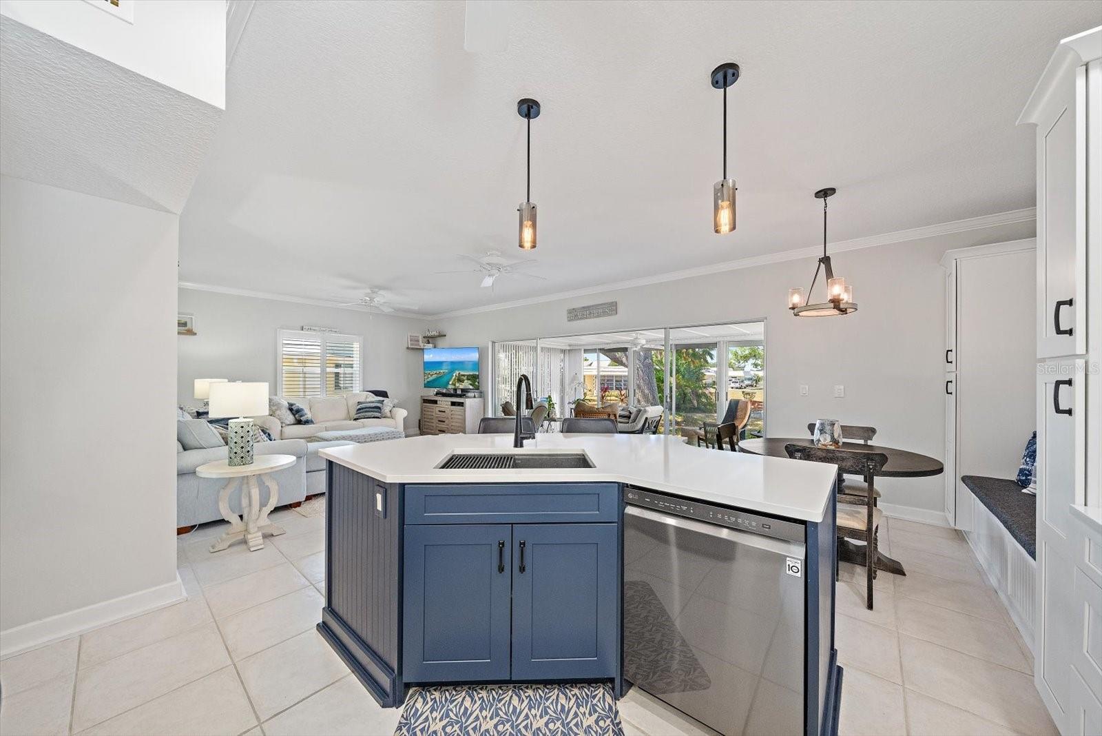 5940 DRIFTWOOD AVE #15, SARASOTA, FL, 34231