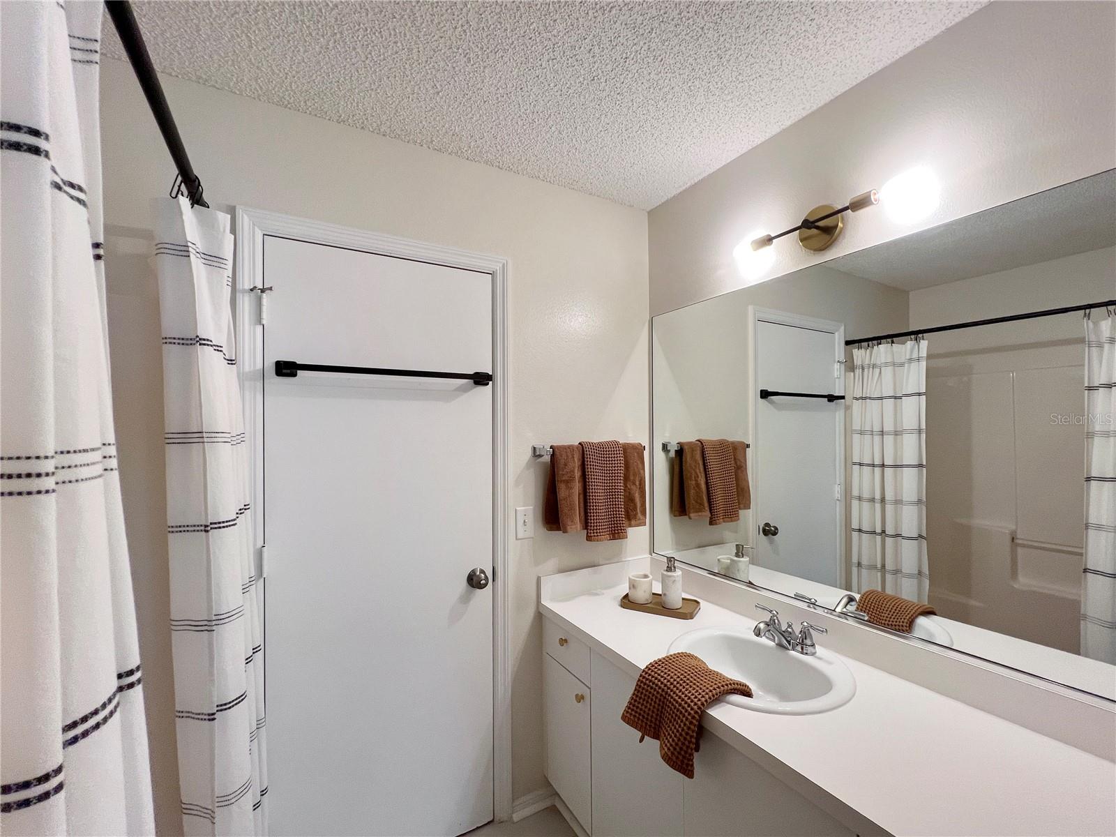 2146 ESTEVEZ DR, THE VILLAGES, FL, 32159
