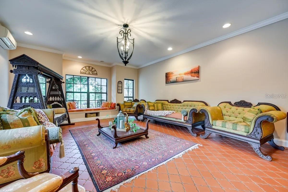 12103 BRIGHTWATER BLVD, TEMPLE TERRACE, FL, 33617