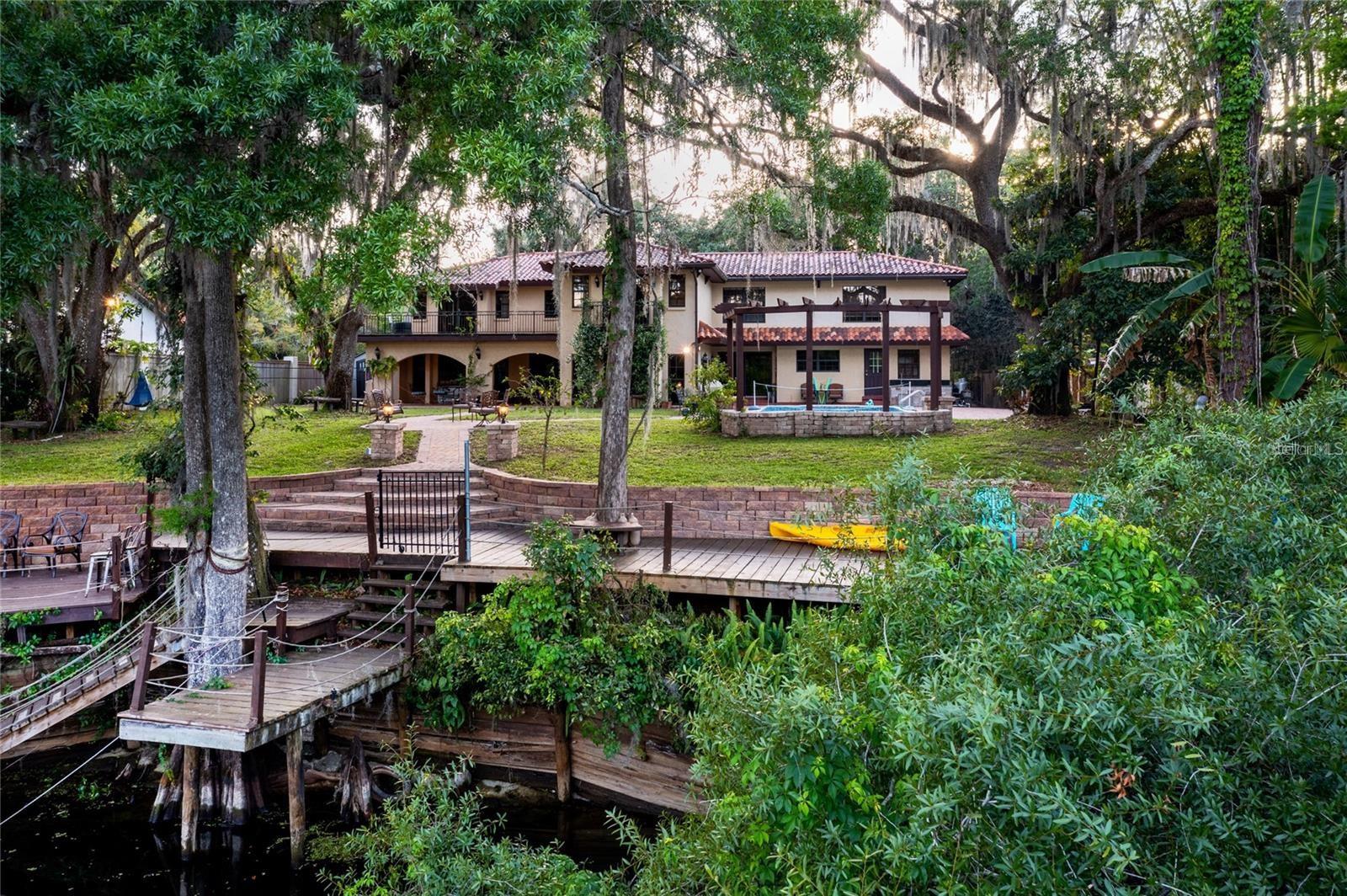 12103 BRIGHTWATER BLVD, TEMPLE TERRACE, FL, 33617