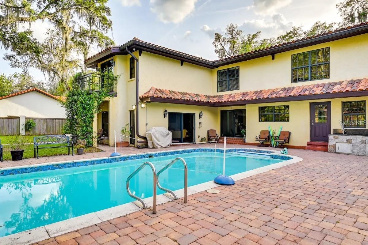 12103 BRIGHTWATER BLVD, TEMPLE TERRACE, FL, 33617