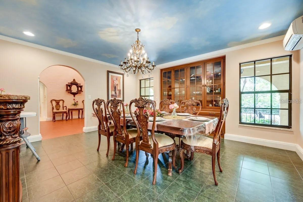 12103 BRIGHTWATER BLVD, TEMPLE TERRACE, FL, 33617