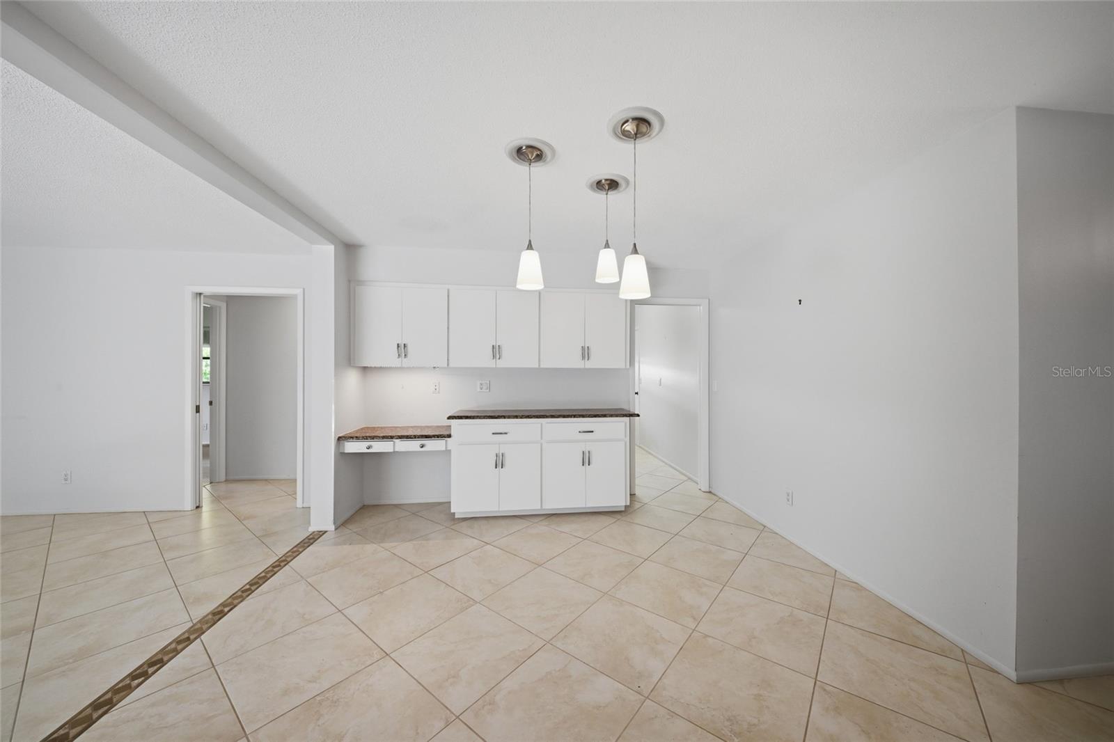 450 RUBENS DR E, NOKOMIS, FL, 34275