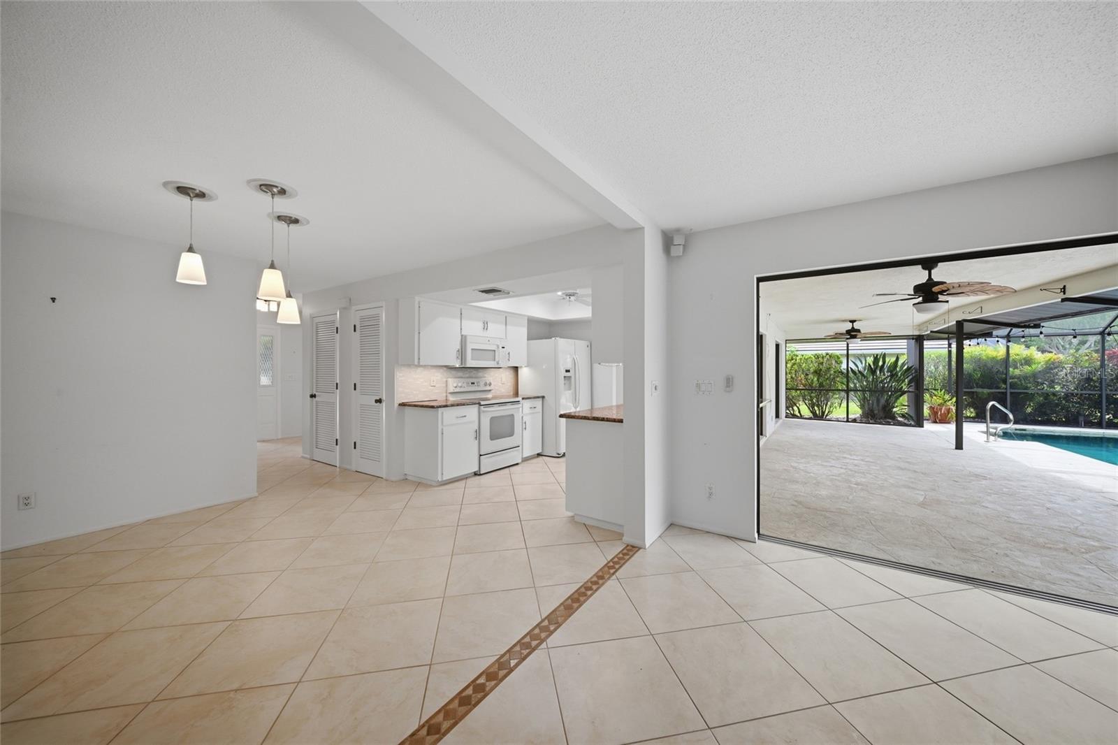 450 RUBENS DR E, NOKOMIS, FL, 34275