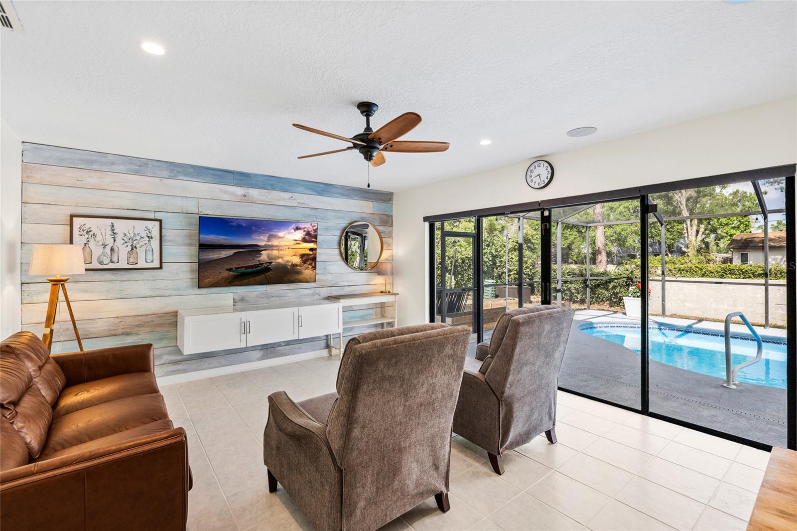15620 GARDENSIDE LN, TAMPA, FL, 33624
