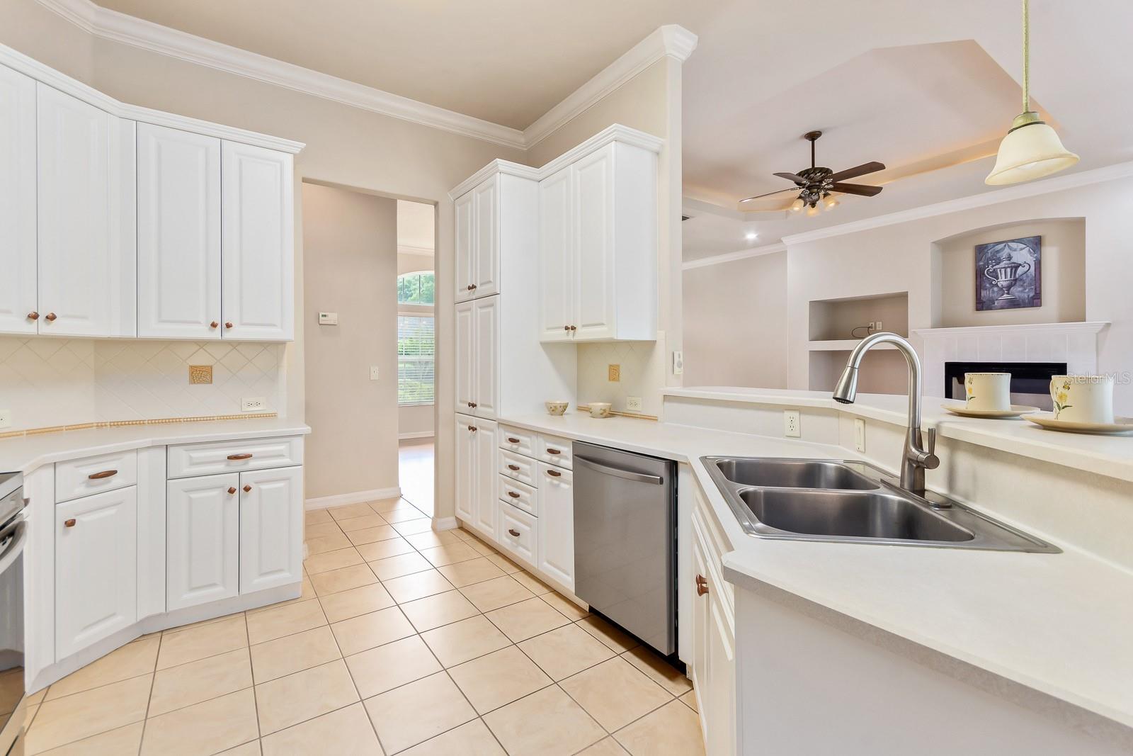 8430 SW 10TH PL, GAINESVILLE, FL, 32607