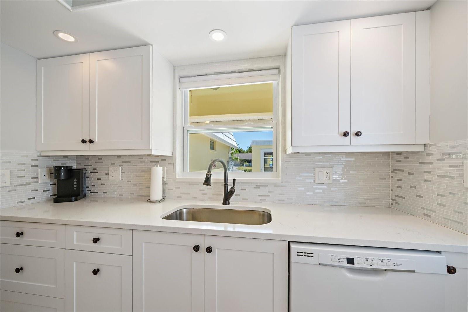 5936 DRIFTWOOD AVE #16, SARASOTA, FL, 34231