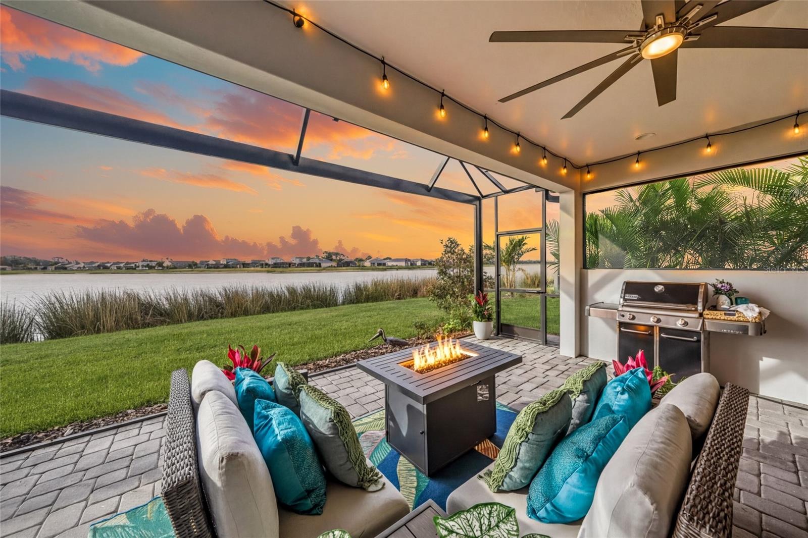 997 CROSSWIND AVE, SARASOTA, FL, 34240