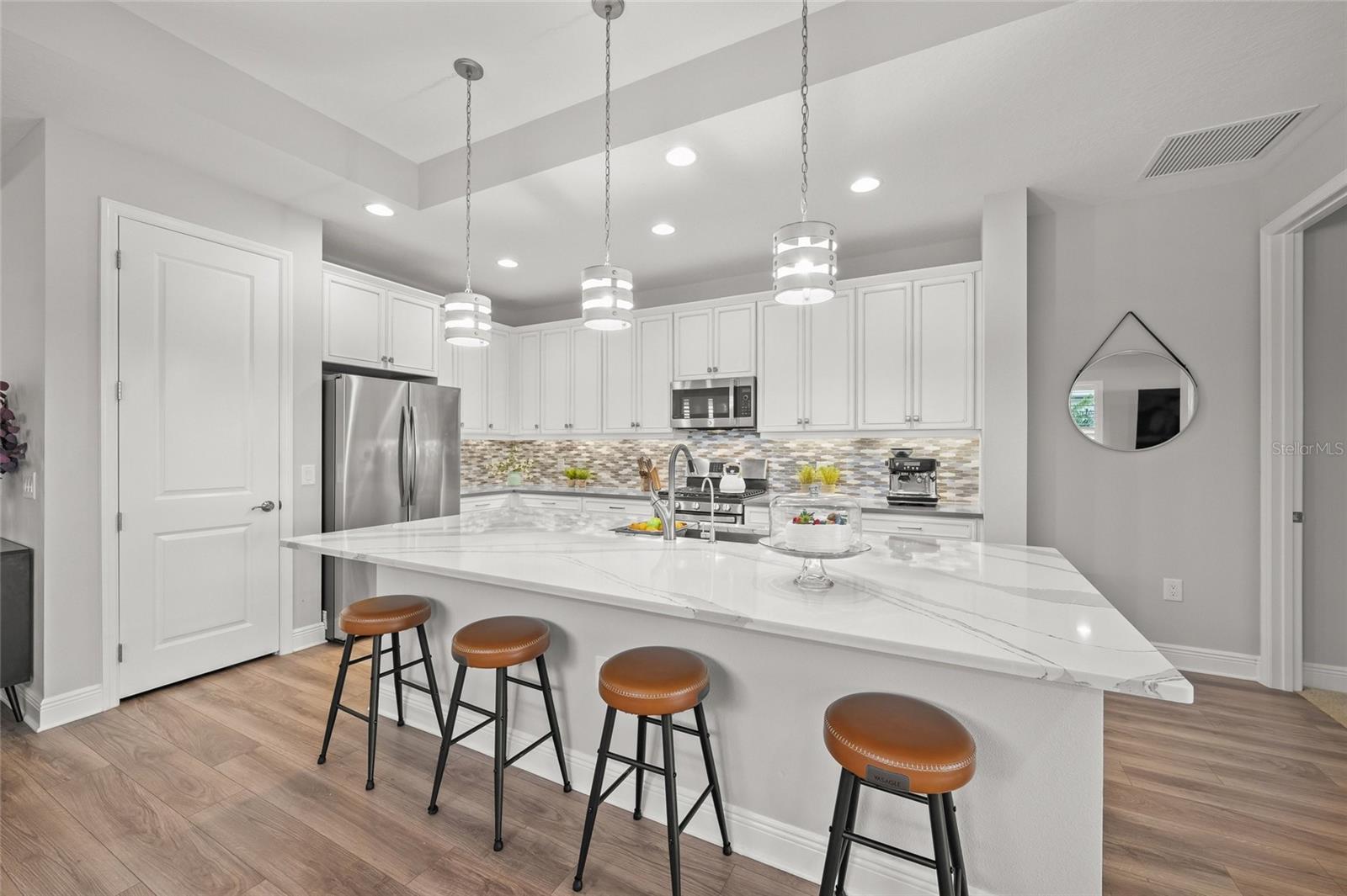 997 CROSSWIND AVE, SARASOTA, FL, 34240