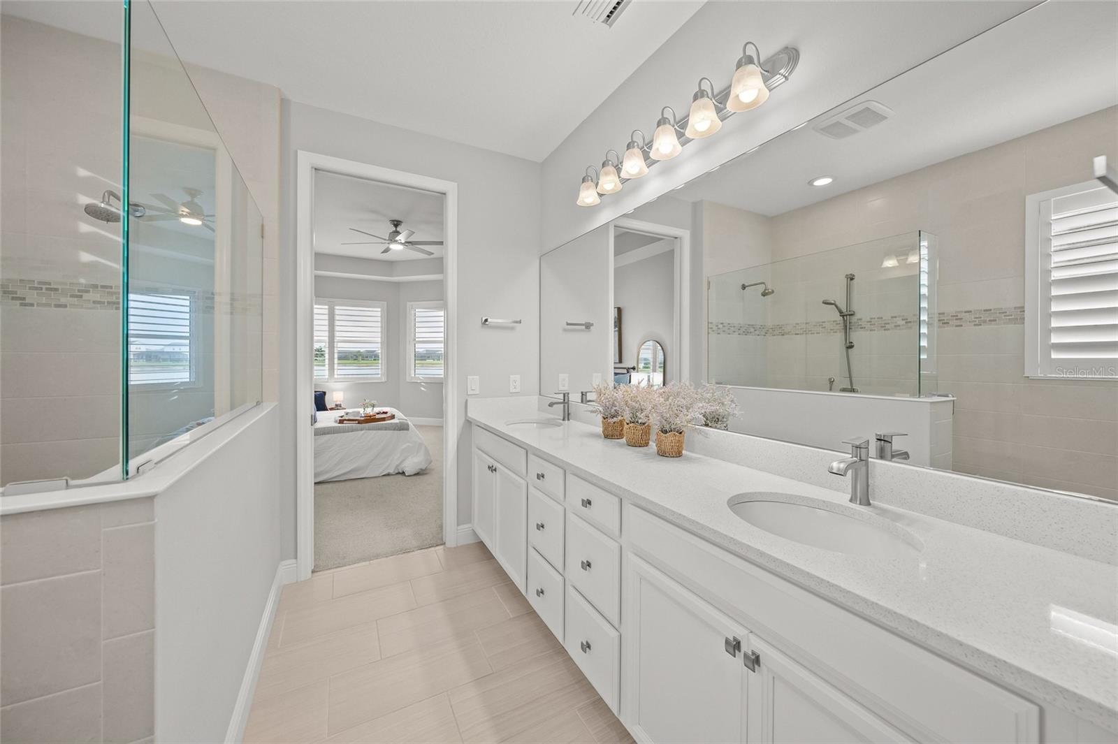 997 CROSSWIND AVE, SARASOTA, FL, 34240