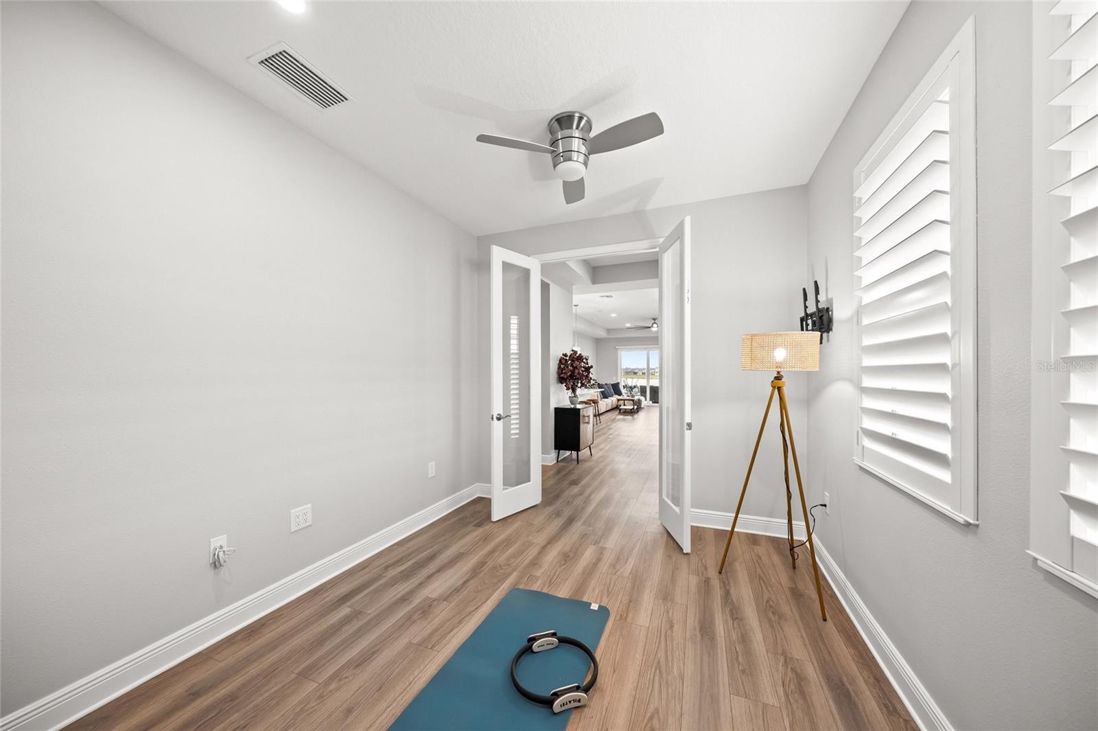 997 CROSSWIND AVE, SARASOTA, FL, 34240