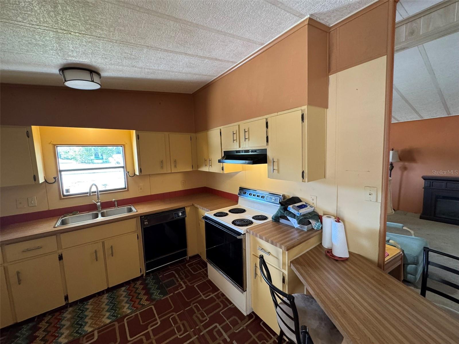 12047 FAIRWAY AVE, BROOKSVILLE, FL, 34613