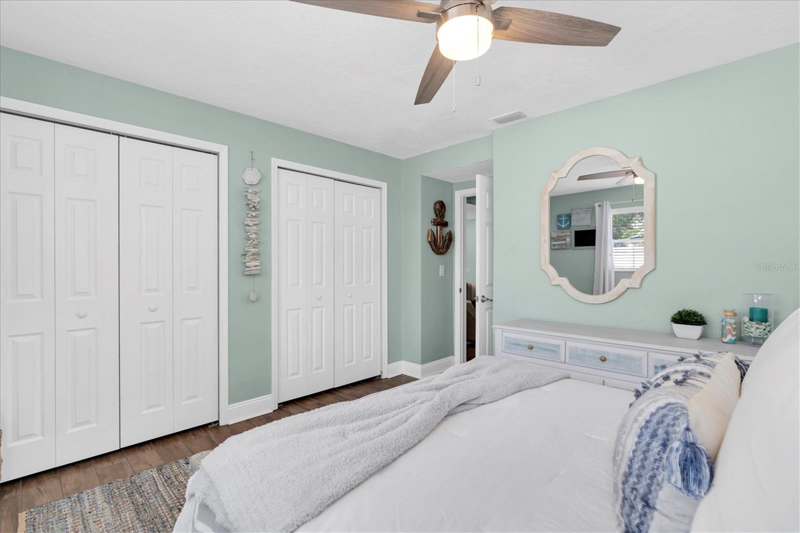6860 14TH WAY S, ST PETERSBURG, FL, 33705