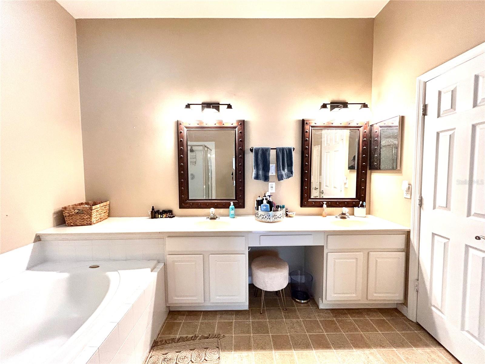 1737 SETTING SUN LOOP, CASSELBERRY, FL, 32707