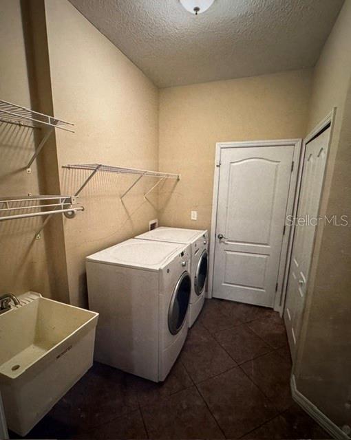 8302 KARPEAL DR, SARASOTA, FL, 34238