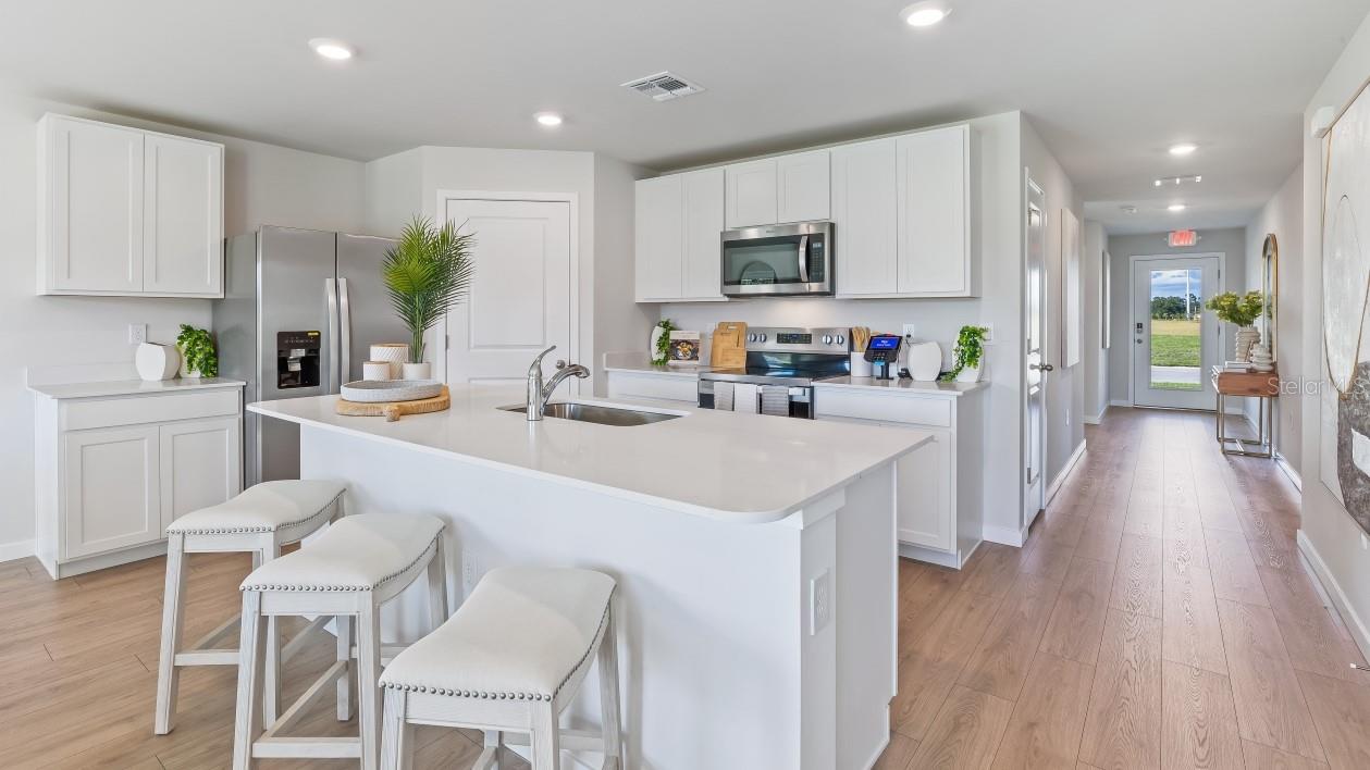 9729 CALI CIR, PUNTA GORDA, FL, 33950