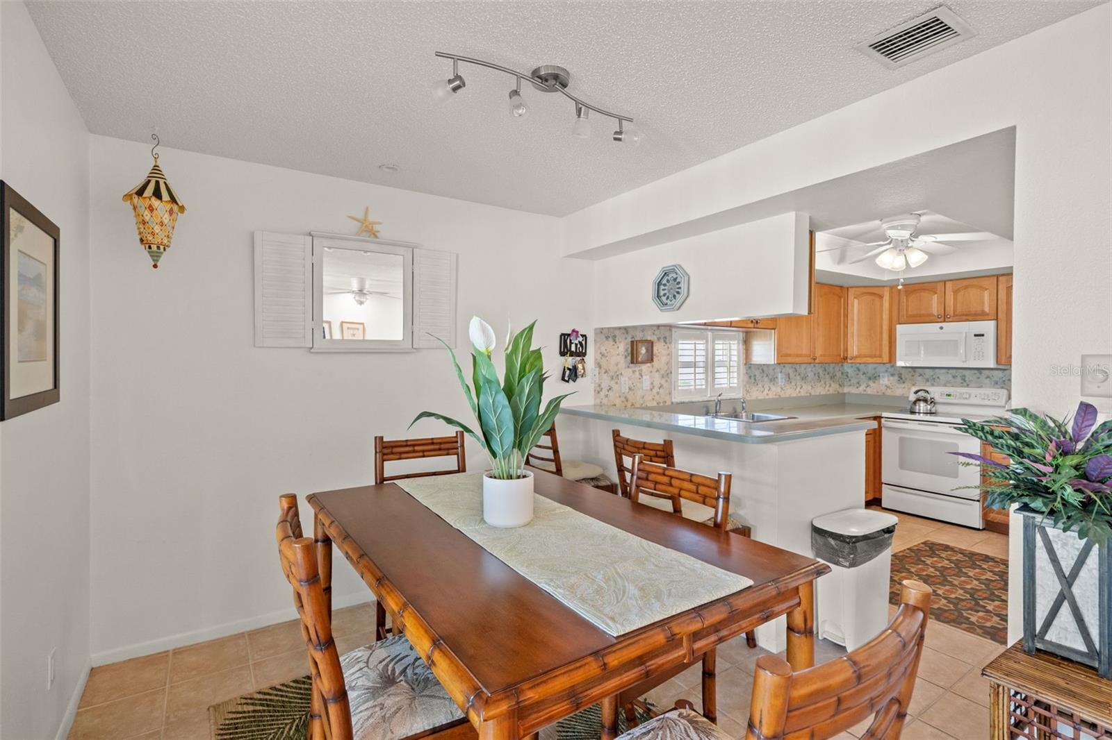 140 ASHLEY LN, OLDSMAR, FL, 34677