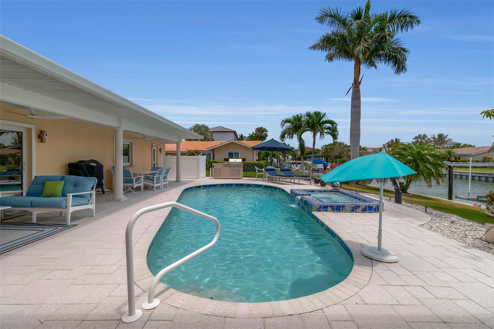 524 HORNBLOWER LN, LONGBOAT KEY, FL, 34228