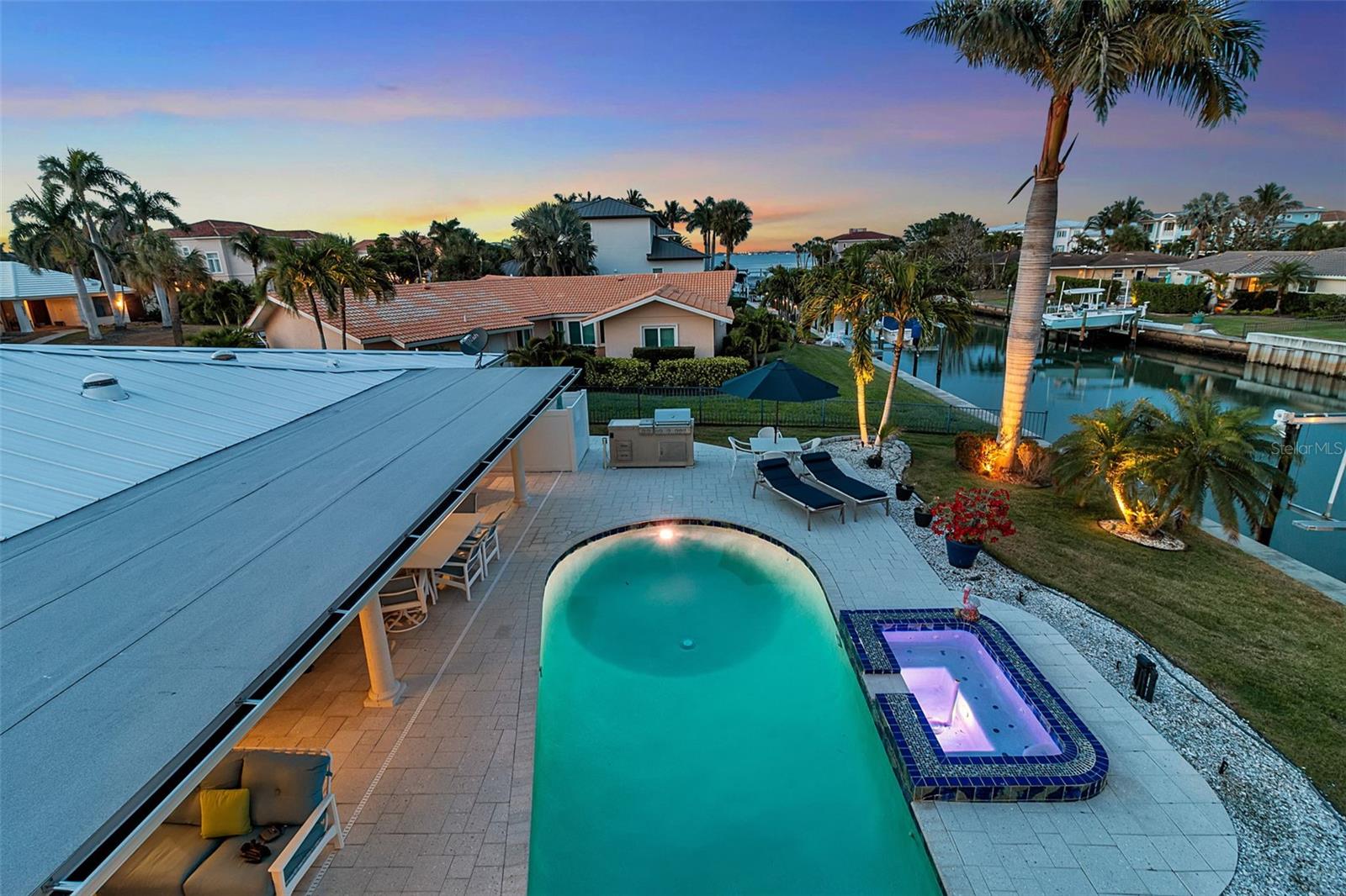 524 HORNBLOWER LN, LONGBOAT KEY, FL, 34228