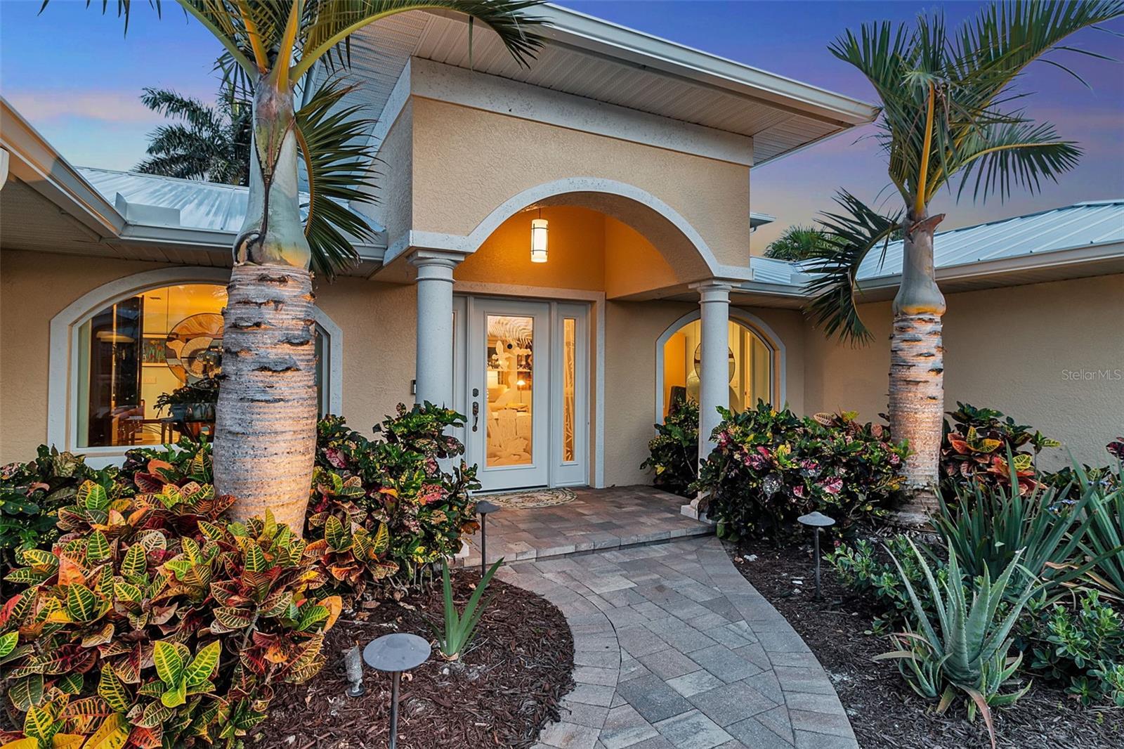 524 HORNBLOWER LN, LONGBOAT KEY, FL, 34228