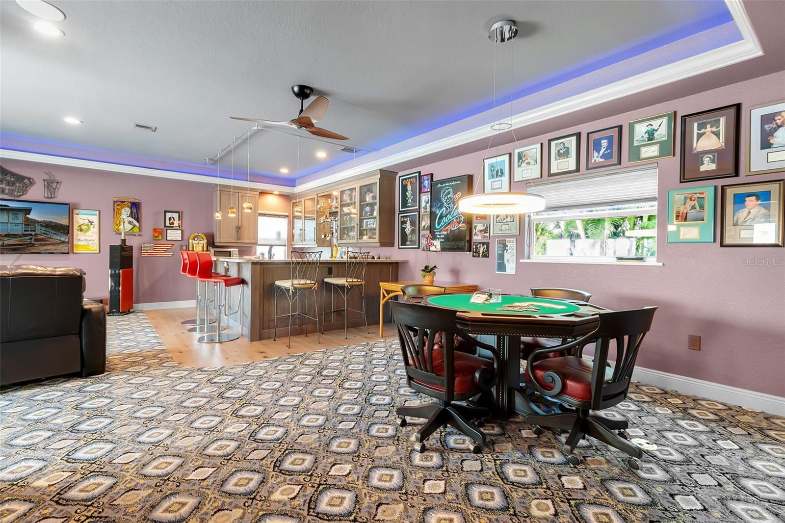 524 HORNBLOWER LN, LONGBOAT KEY, FL, 34228