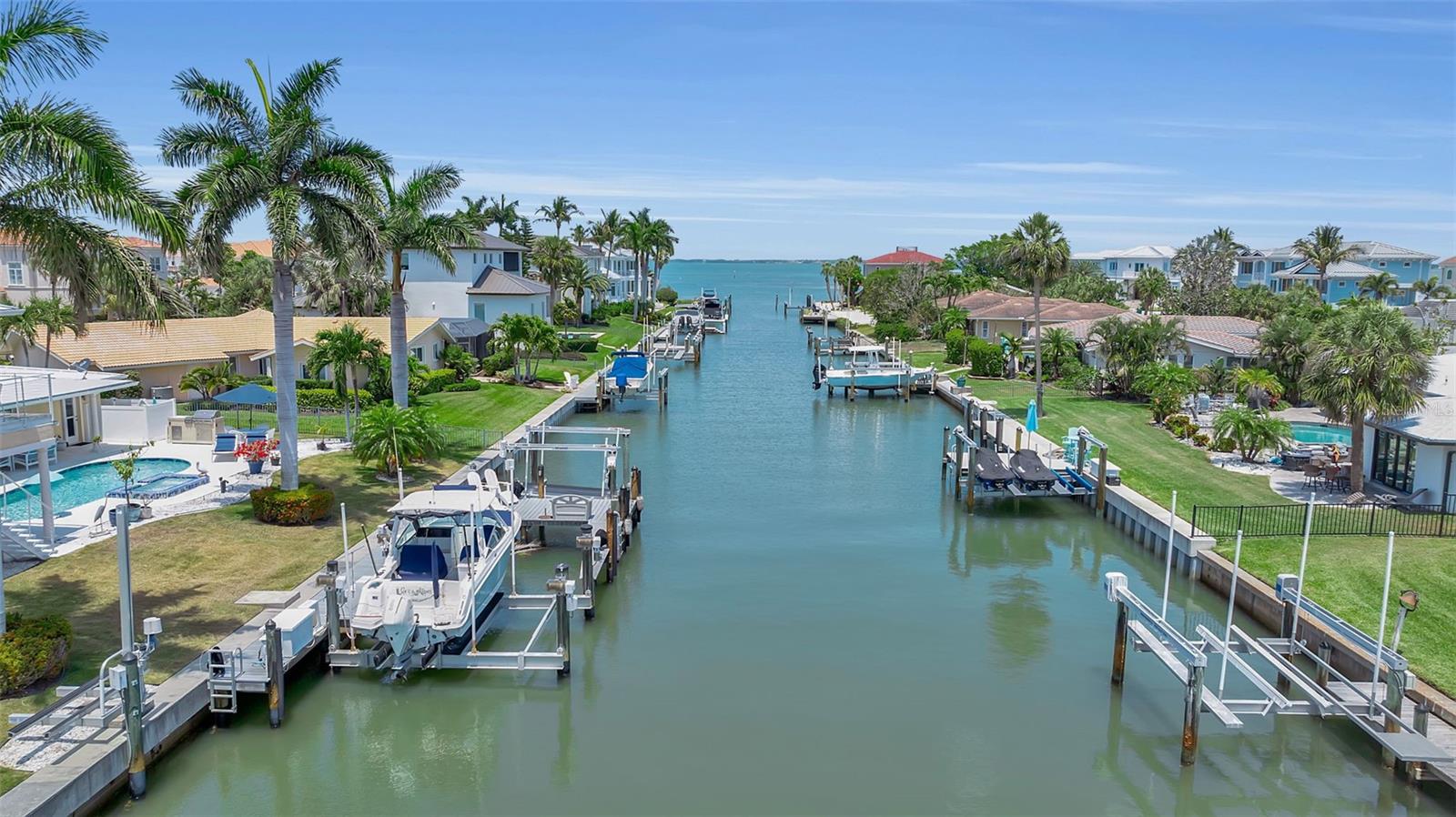 524 HORNBLOWER LN, LONGBOAT KEY, FL, 34228