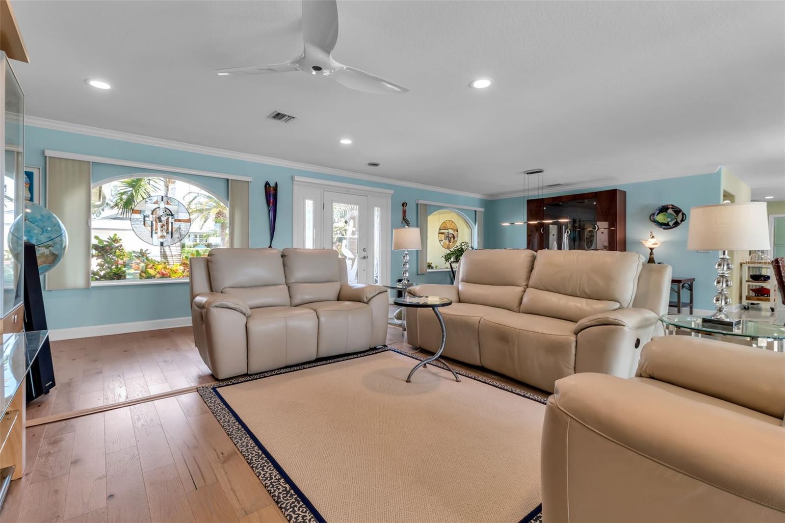 524 HORNBLOWER LN, LONGBOAT KEY, FL, 34228