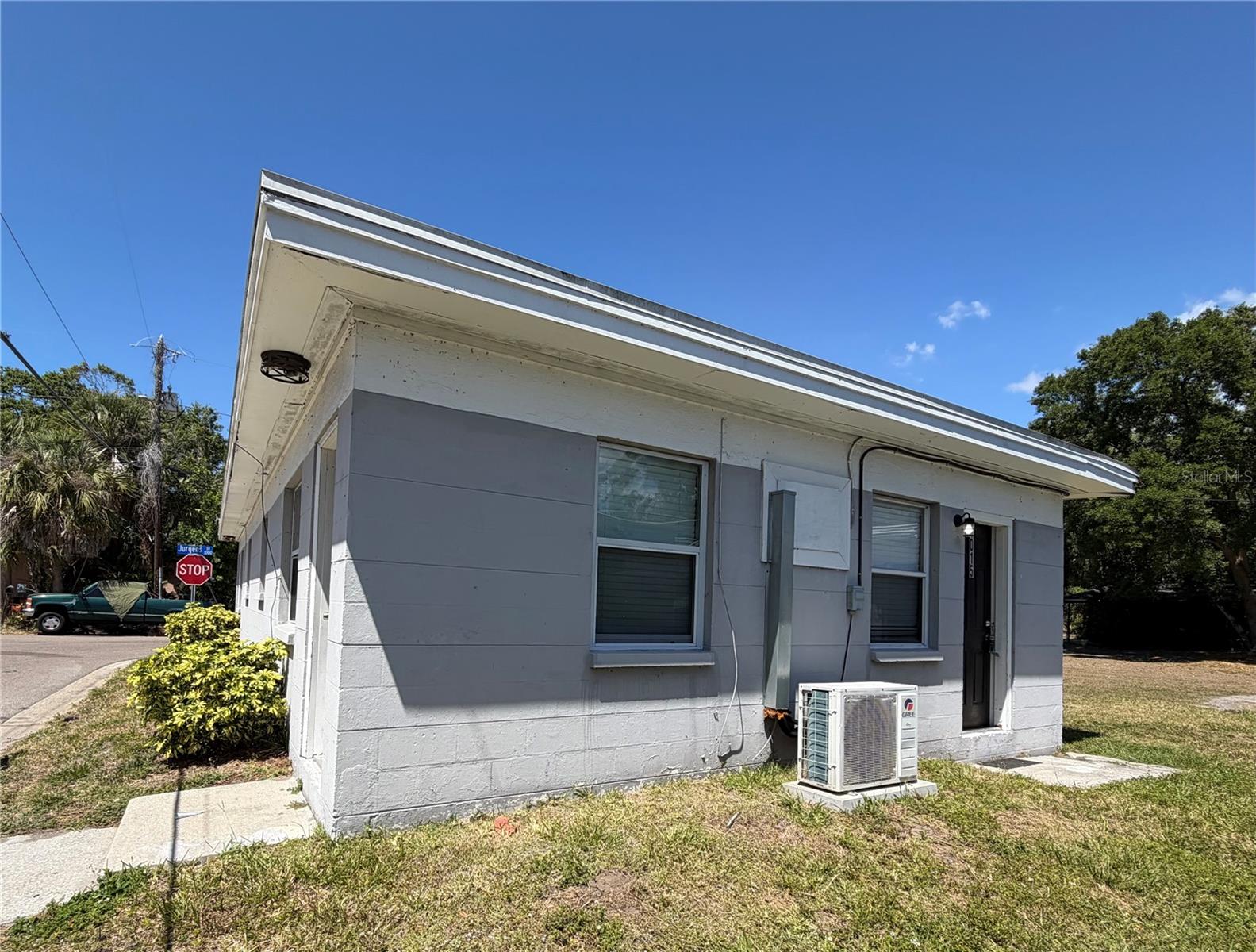 1015 VINE AVE, CLEARWATER, FL, 33755