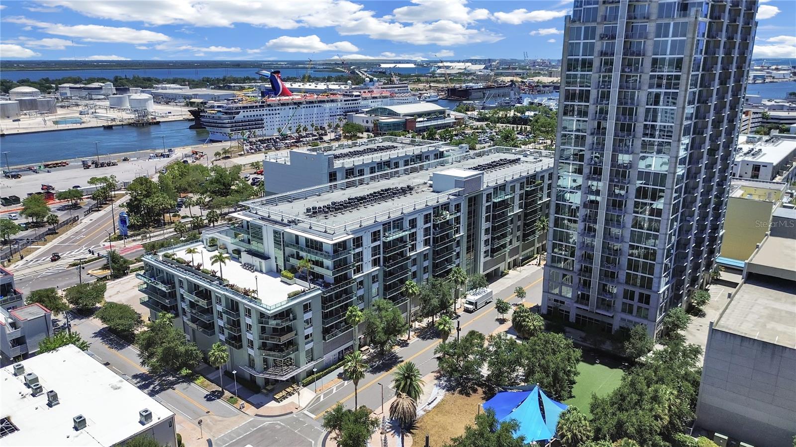 912 CHANNELSIDE DR #2805, TAMPA, FL, 33602