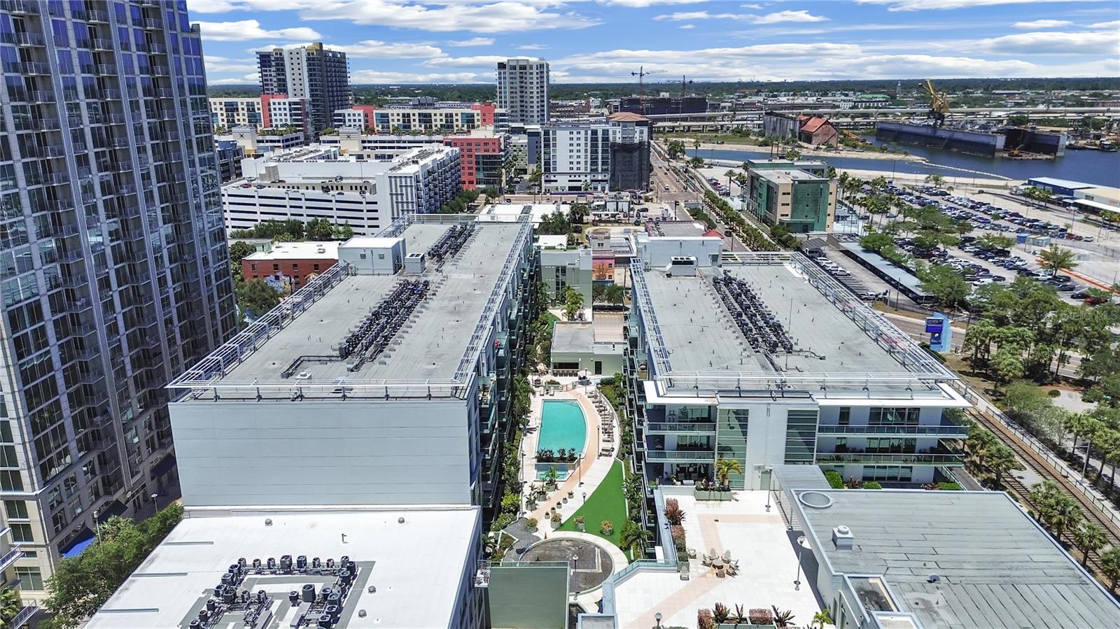 912 CHANNELSIDE DR #2805, TAMPA, FL, 33602