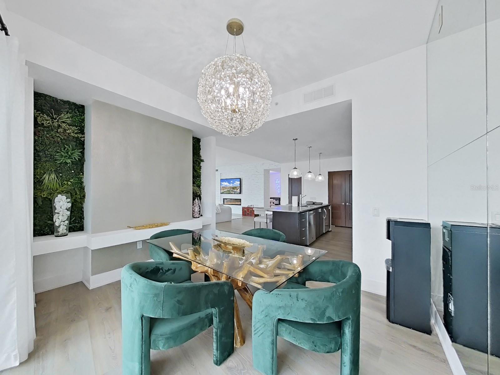 912 CHANNELSIDE DR #2805, TAMPA, FL, 33602