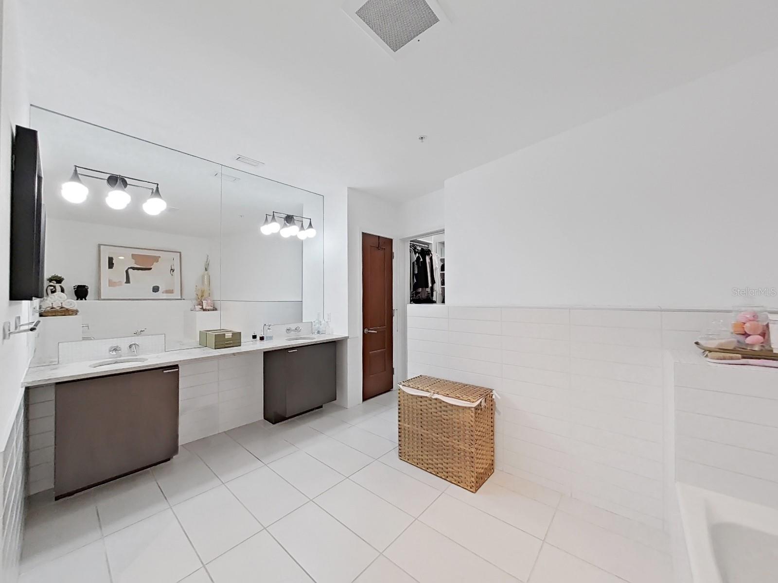 912 CHANNELSIDE DR #2805, TAMPA, FL, 33602