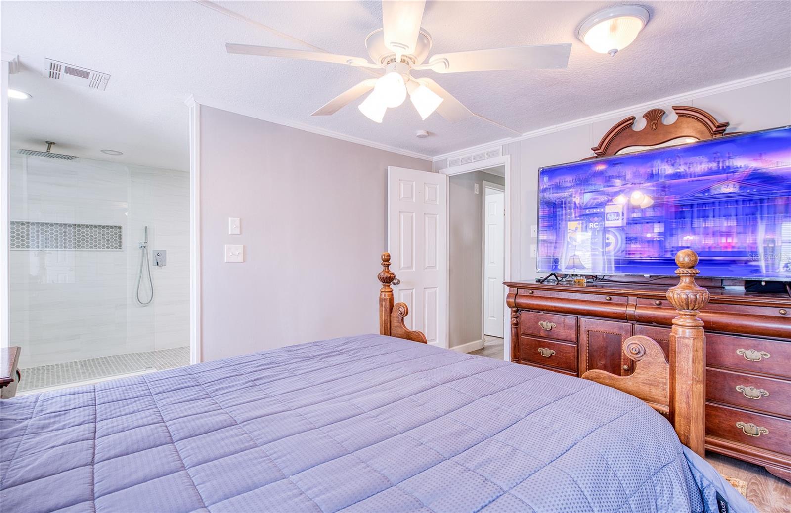 417 DOLPHIN DR S, OLDSMAR, FL, 34677