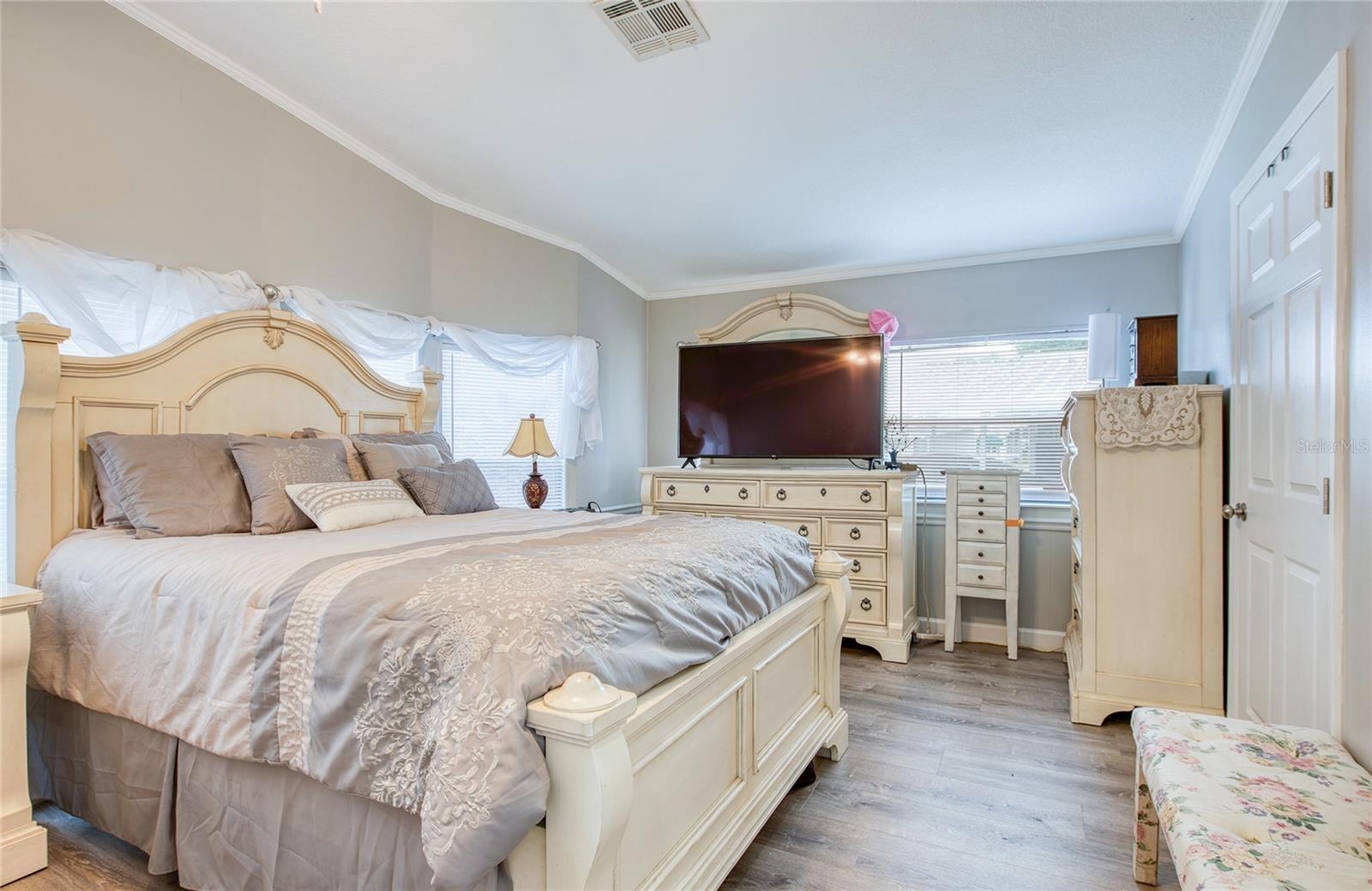 417 DOLPHIN DR S, OLDSMAR, FL, 34677