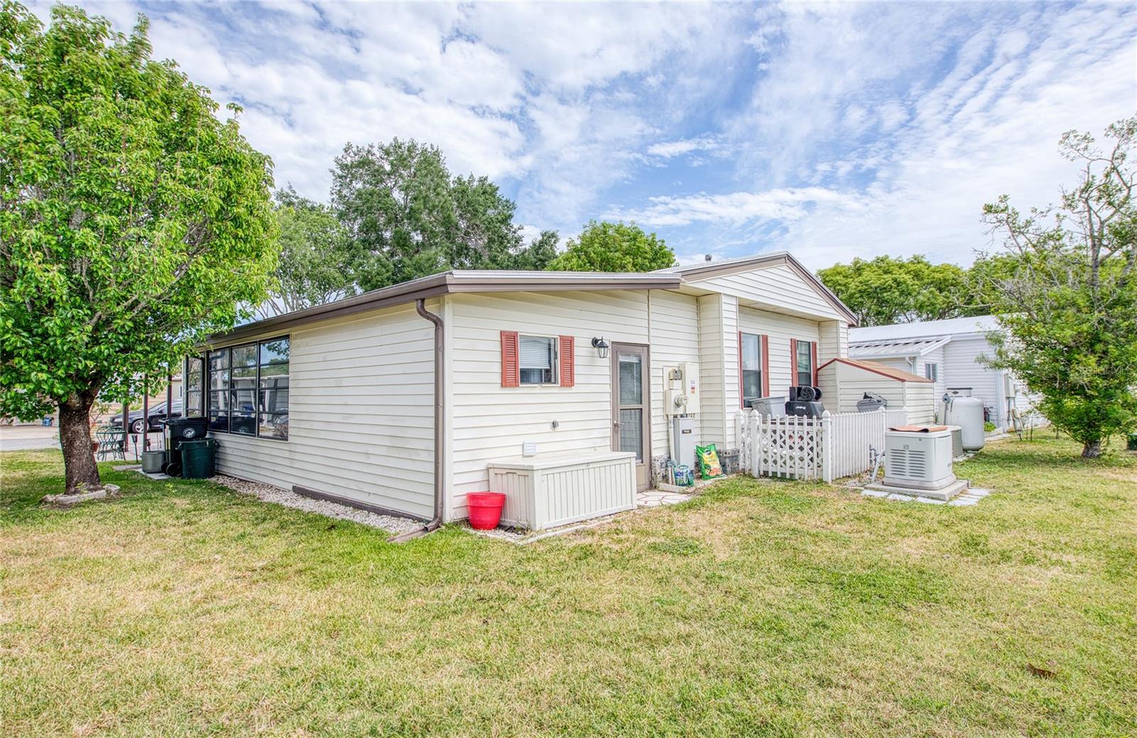 417 DOLPHIN DR S, OLDSMAR, FL, 34677