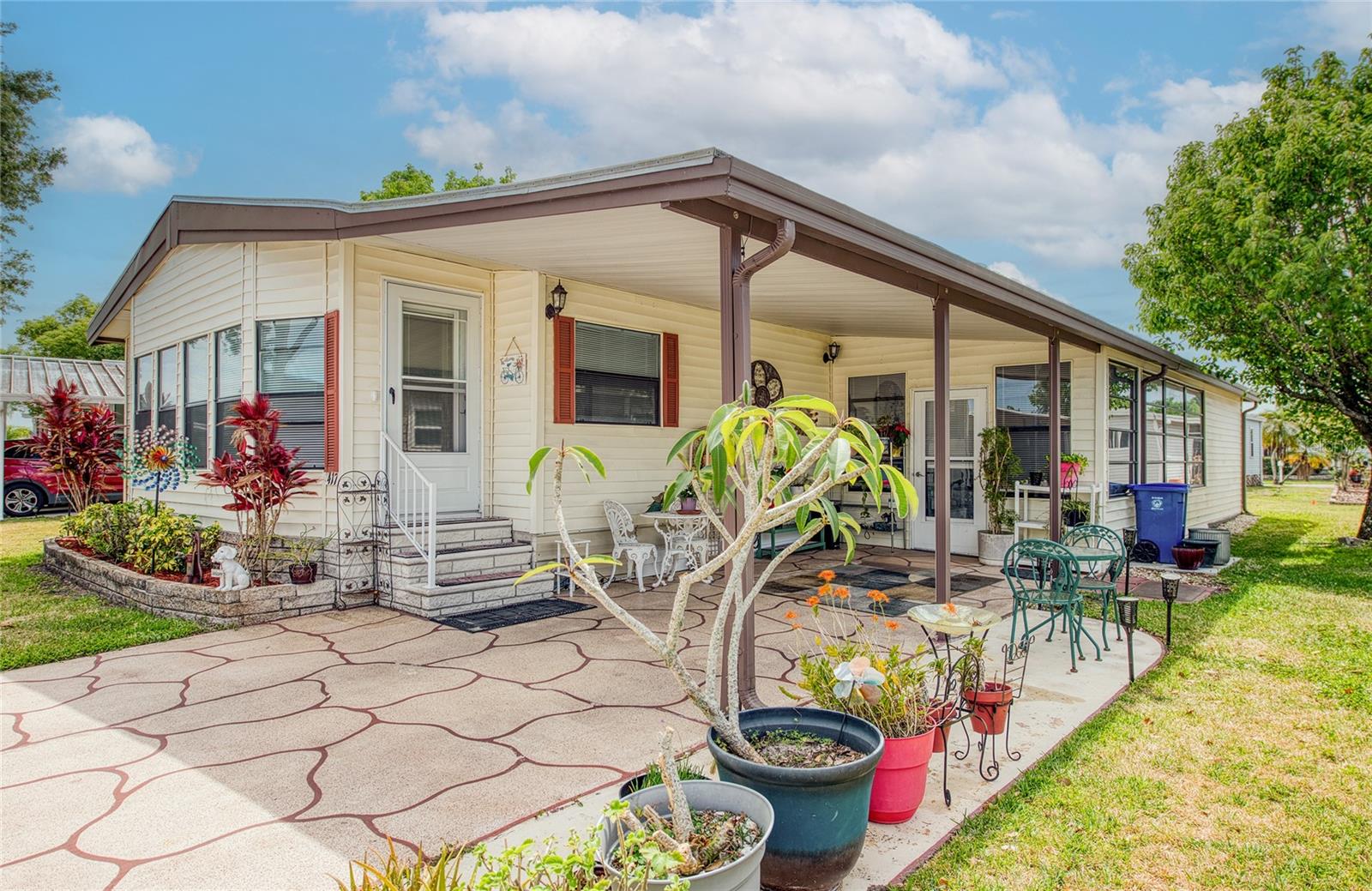 417 DOLPHIN DR S, OLDSMAR, FL, 34677