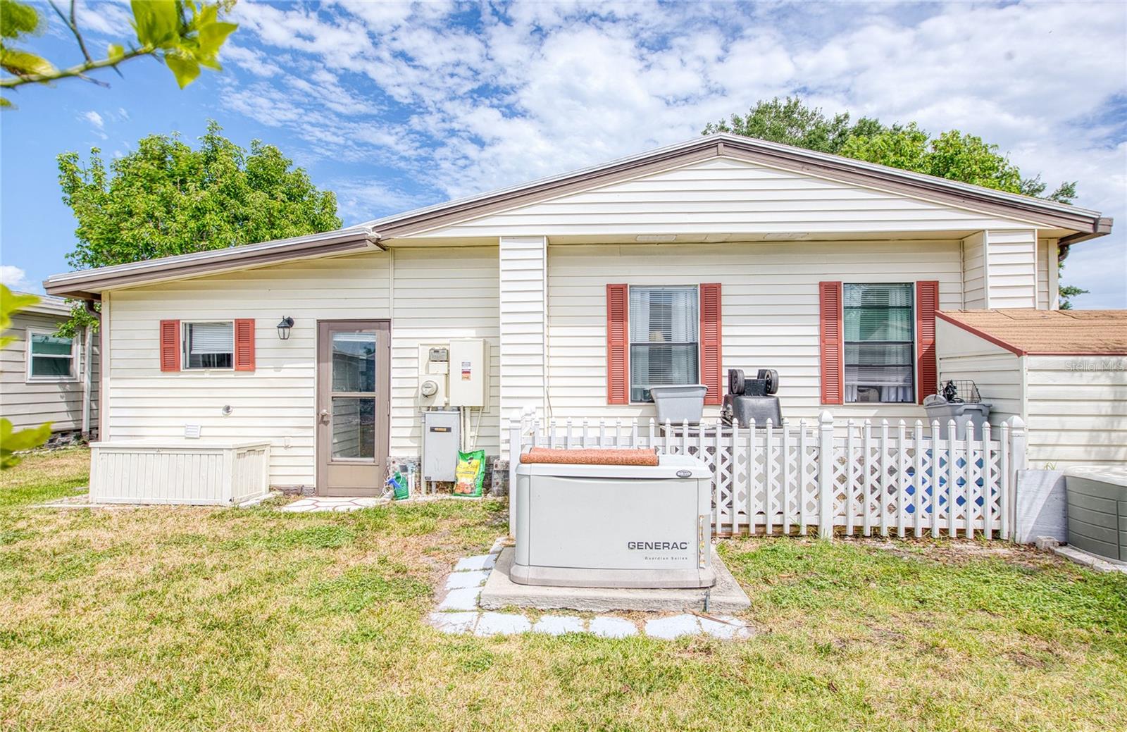417 DOLPHIN DR S, OLDSMAR, FL, 34677