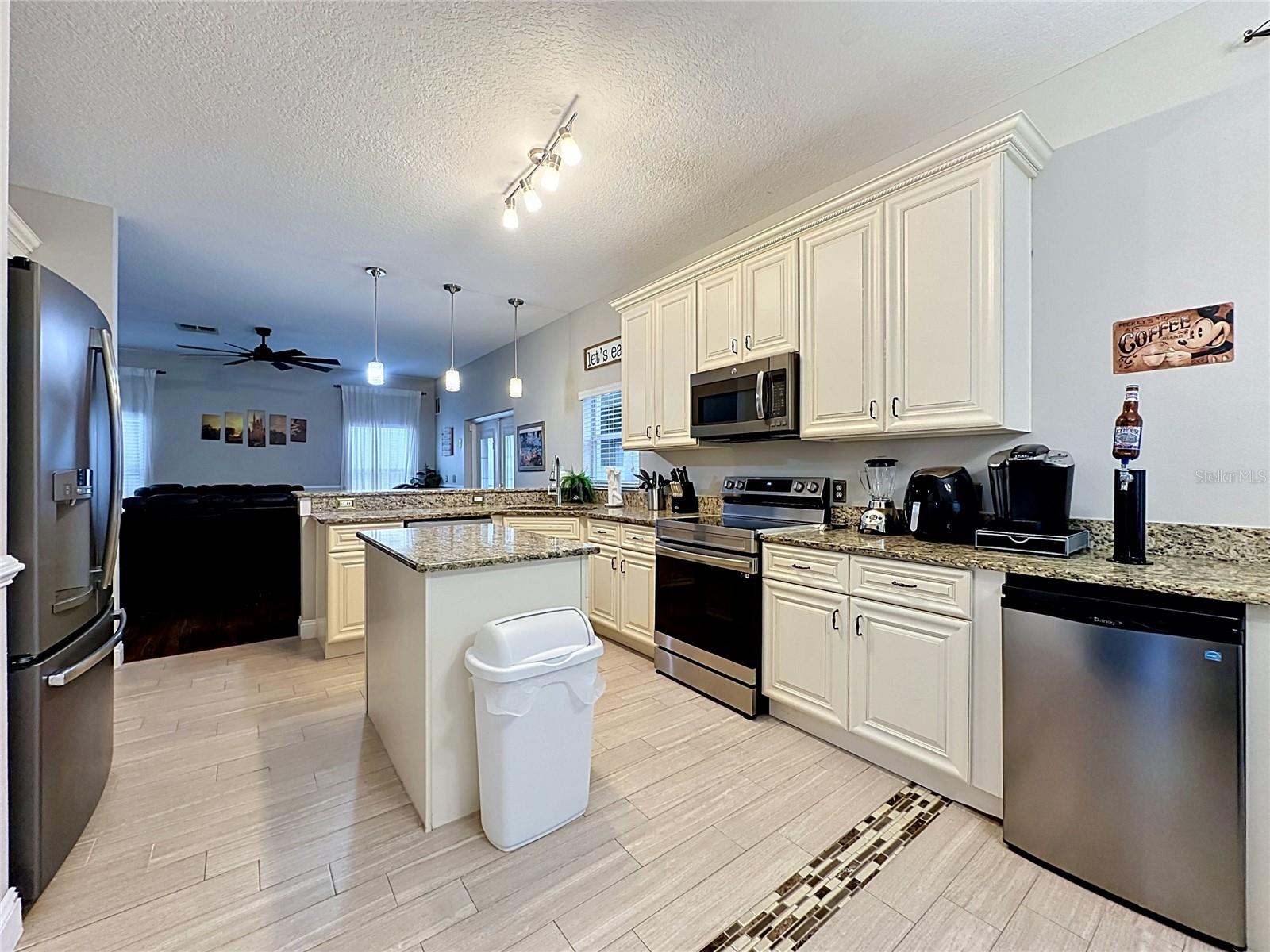 735 KILDRUMMY DR, DAVENPORT, FL, 33896