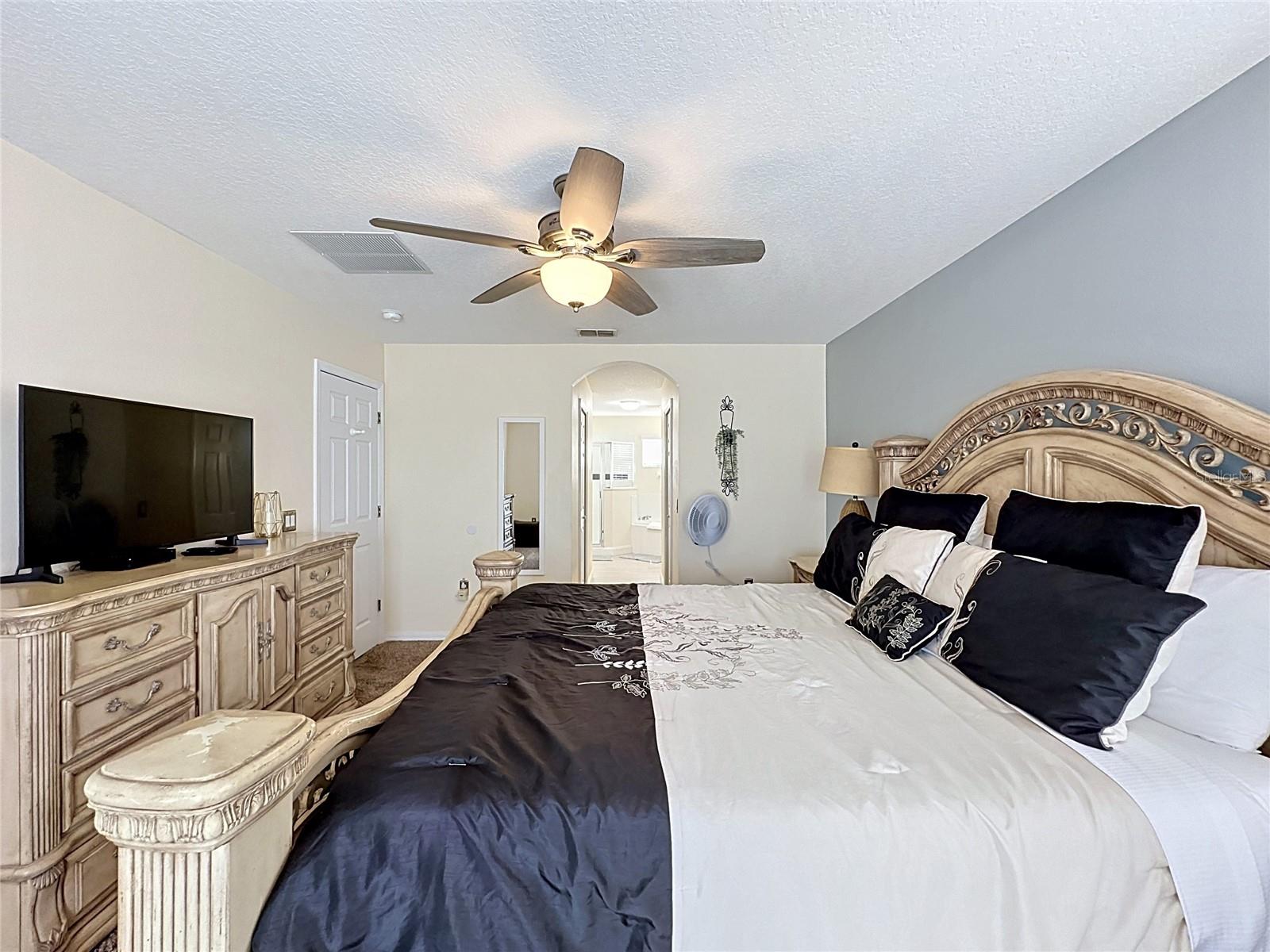 735 KILDRUMMY DR, DAVENPORT, FL, 33896