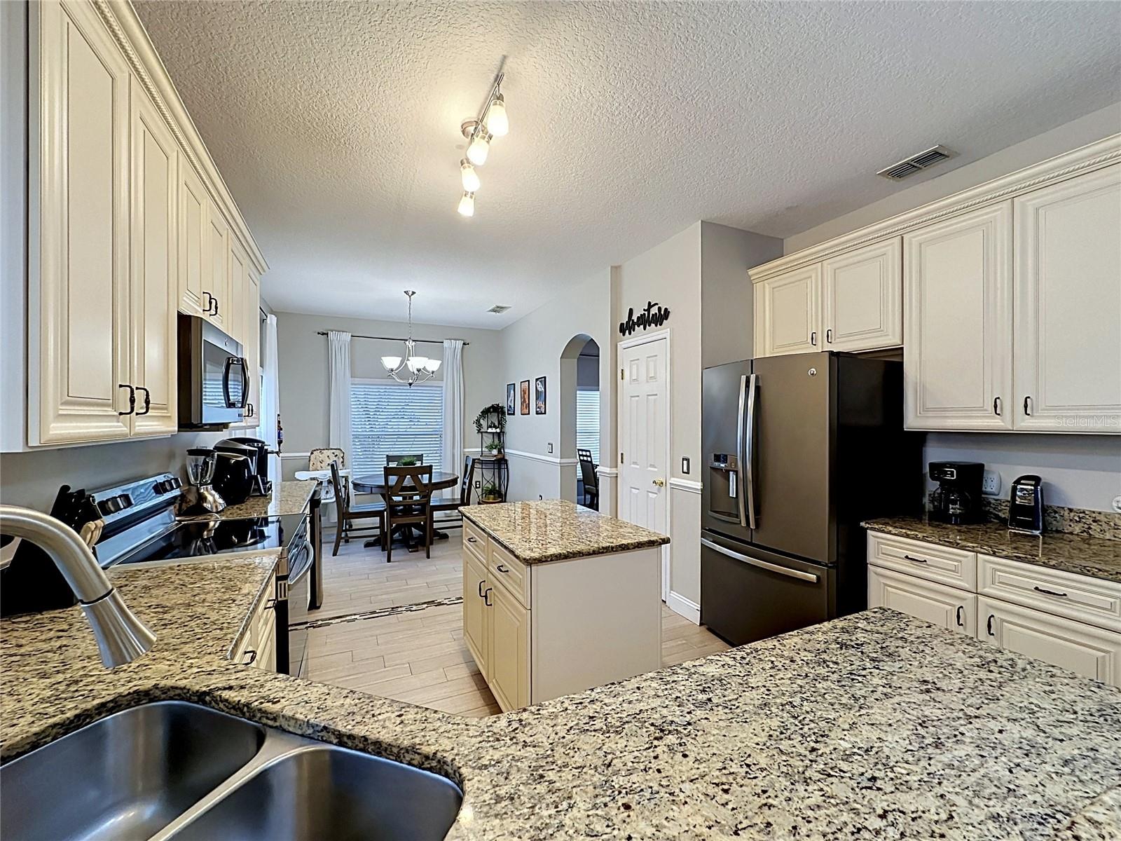735 KILDRUMMY DR, DAVENPORT, FL, 33896