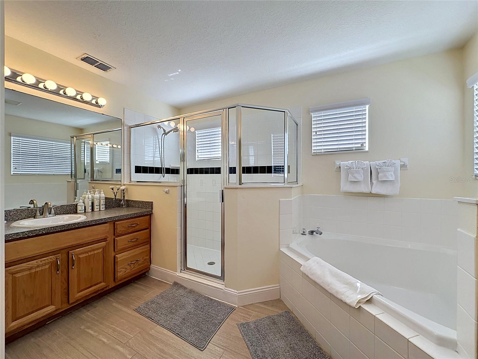 735 KILDRUMMY DR, DAVENPORT, FL, 33896