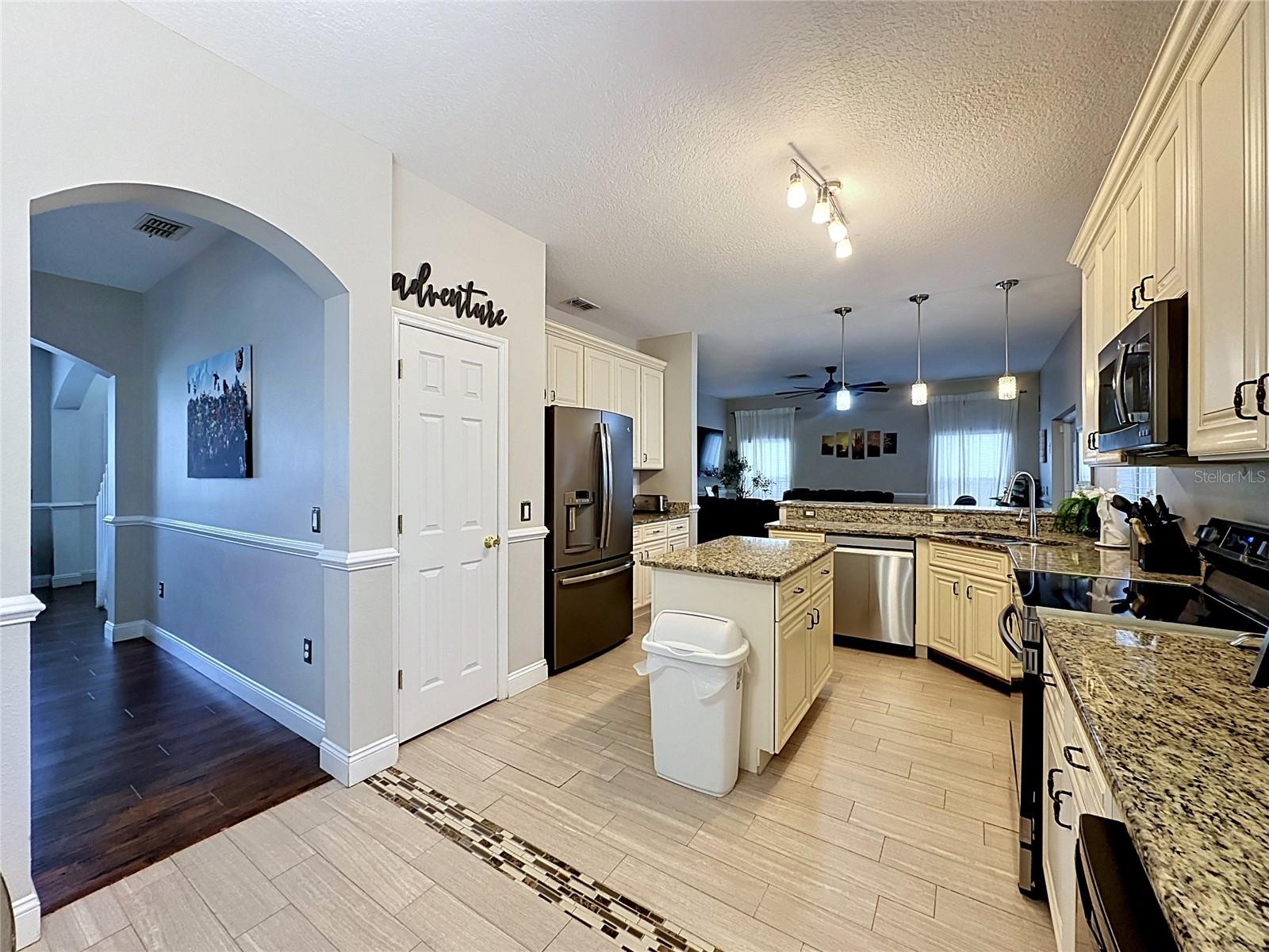 735 KILDRUMMY DR, DAVENPORT, FL, 33896
